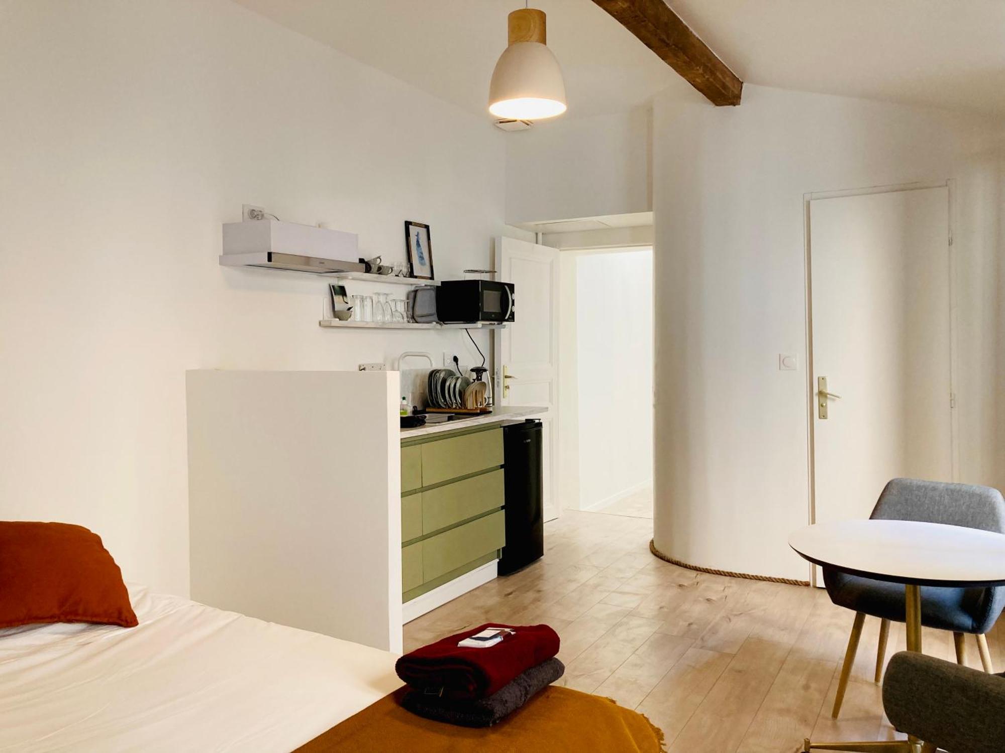 Serene Sixteen - Valence Centre Appartement *